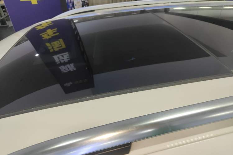 Used Volkswagen Tiguan L 2021 330TSI Automatic Two-Wheel Drive Smart Edition
