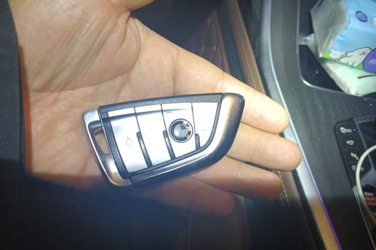 Used BMW X7 2020 xDrive40i Luxury Package with Leading Features