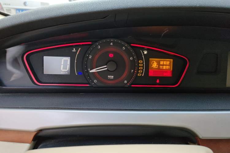 Used Roewe 550 2013 Classic Edition 550 1.8L Manual Luxury Model
