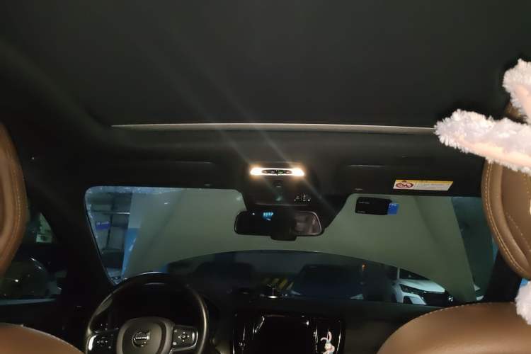 Used Volvo S60 2022 B4 Zhiyi Luxury Edition Headliner