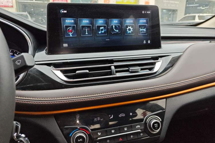 Used CHANGAN Eado DT 2018 1.6L Manual Smart Enjoyment Model
