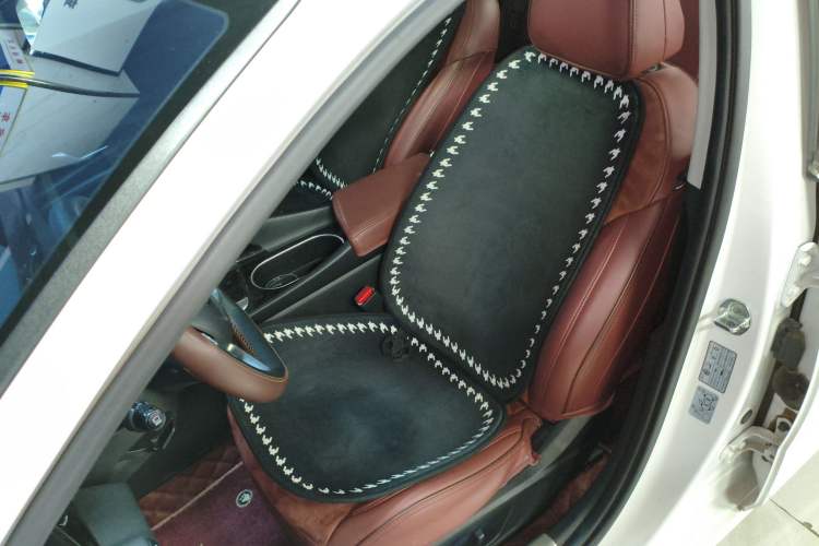 Used Hyundai Elantra 2022 1.5L CVT LUX Prestige Edition
