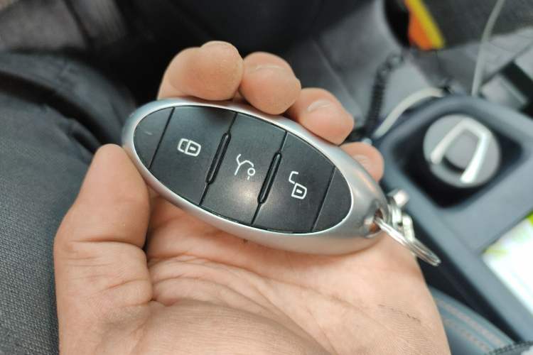 Used Bestune NAT 2023 PRO Enjoy Travel Battery-Swap Version 401km Vehicle Key