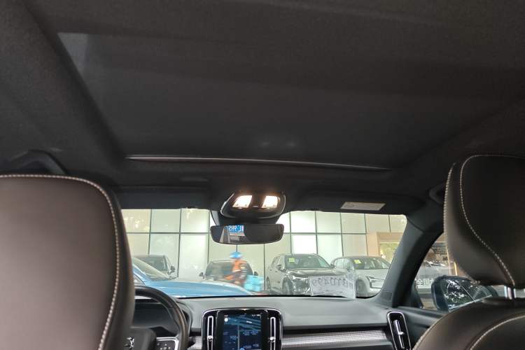 Used Volvo XC40 New Energy 2021 P8 Pure Electric All-Wheel Drive Smart Luxury Sport Edition
