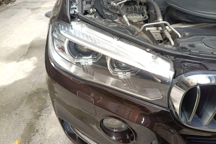 Used BMW X5 2018 xDrive28i
