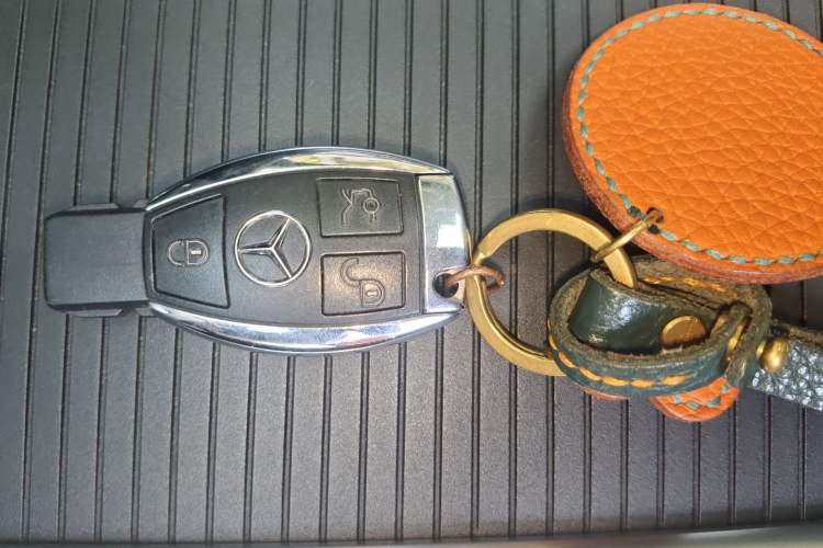 Used Mercedes-Benz GLK-Class 2013 GLK 300 4MATIC Dynamic Sunroof Model