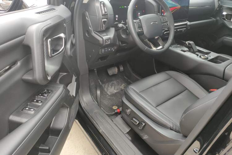 Used Haval H Dog 2023 1.5T Two-Wheel Drive Chao Ye Version Plus Interior 3