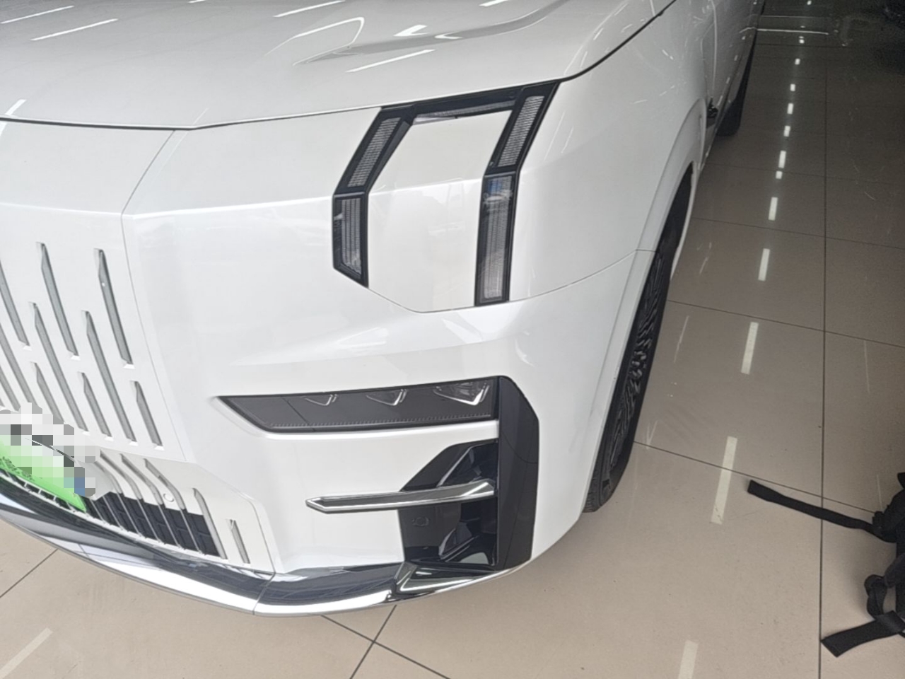 Zeekr 009 2024 Six-Seat Executive Version 4WD 108 kWh — снимка 8