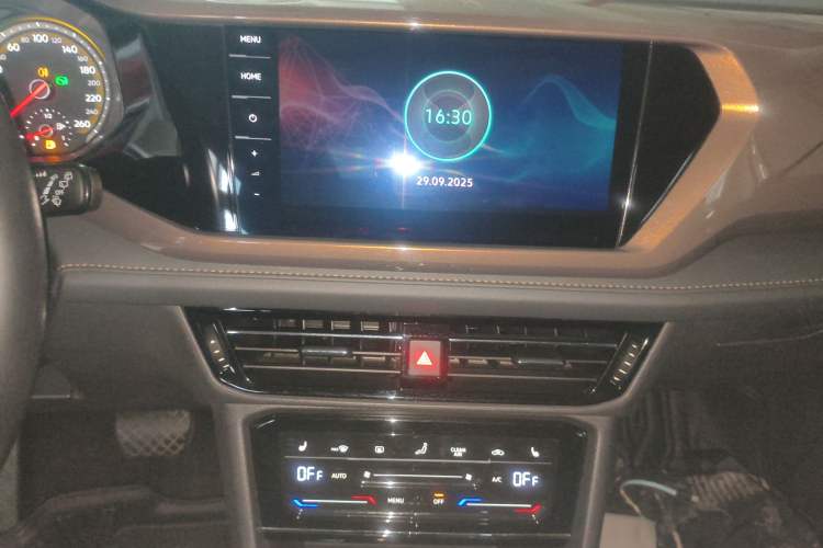 Used Volkswagen Tharu 2021 280TSI Two-Wheel-Drive Luxury Edition
