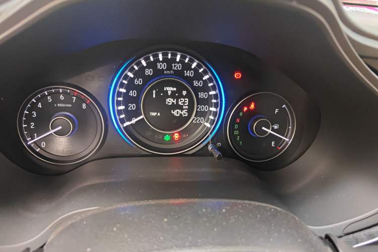 Used Honda Crider 2013 1.8L automatic luxury edition
