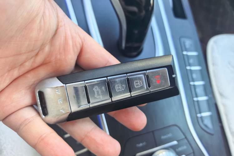 Used Wey VV7 2019 Upgraded Model 2.0T Flagship Version China V Standard
