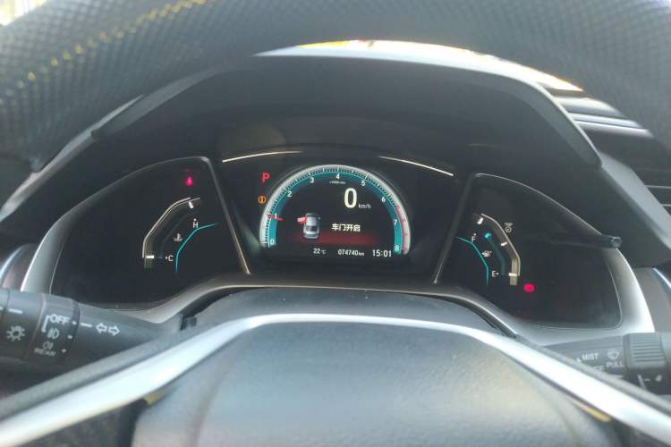 Used Honda Civic 2016 220TURBO CVT Luxury Edition
