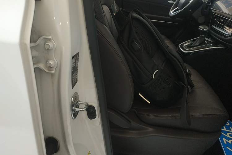 Used GAC Trumpchi M6 2019 270T DCT Prestige Edition (7-seater) China VI
