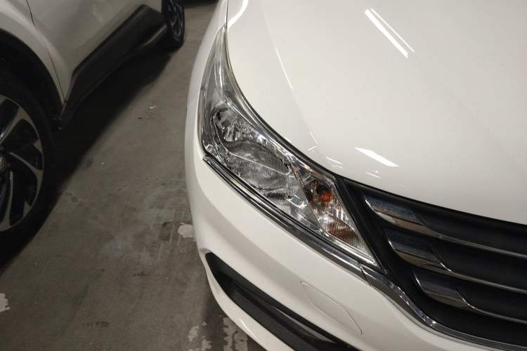 Used Baojun 310 2017 1.5L Manual Fashion Model Right Front Headlight