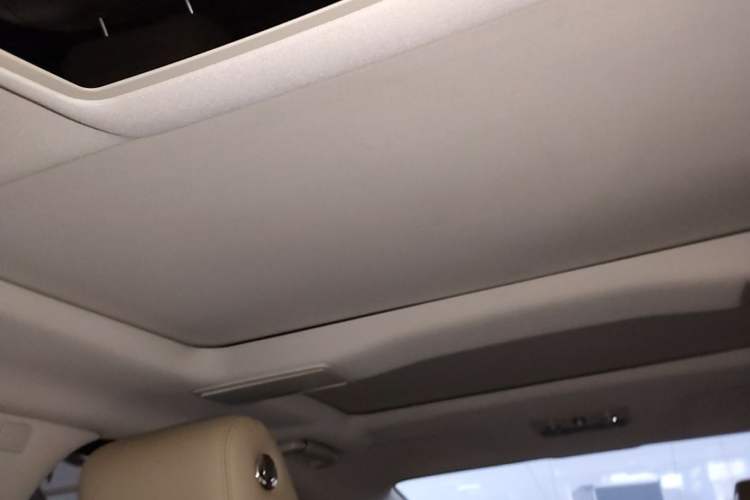 Used Jaguar XJ 2016 XJL 2.0T Two-Wheel-Drive Elegant Business Edition