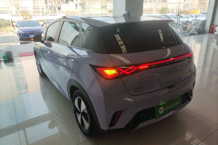 Used BYD Dolphin 2023 420 km Fashion Edition