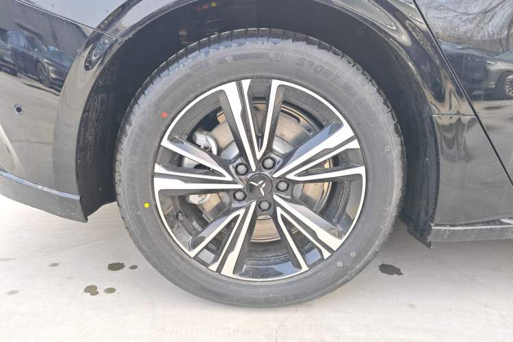 Used Hongqi EH7 2025 600 Smart Selection Edition