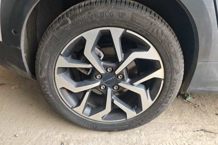 Used Lynk & Co 02 2018 1.5T DCT Two-Wheel Drive Pro Version China V Emission Standard Right Rear Wheel Hub