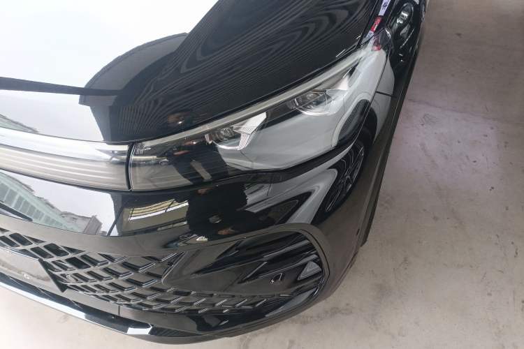 Used Volkswagen Tiguan L 2024 PRO 380TSI Four-Wheel Drive R-Line Prestige Edition
