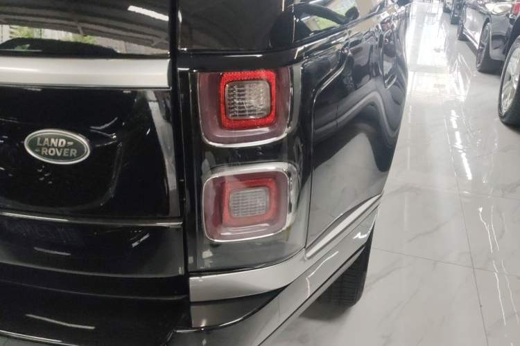 Used Land Rover Range 2016 3.0 SC V6 Vogue Right Rear Taillight