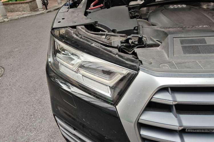 Used Audi Q5L 2020 45 TFSI Prestige Sport Edition Right Front Headlight