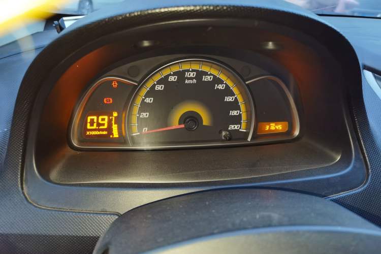 Used Chevrolet Sail 2013 Sedan 1.4L Manual Ideal Happiness Edition
