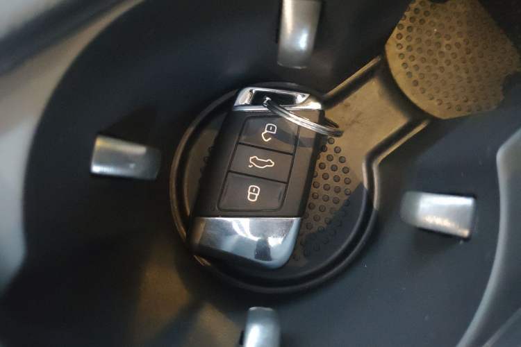 Used Volkswagen Magotan GTE Plug-in Hybrid 2022 GTE Luxury Model Vehicle Key