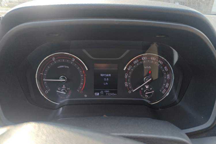 Used SAIC MAXUS T60 2017 2.8T Diesel Automatic 4x4 High-Ride Elite Long-Body China V Standard