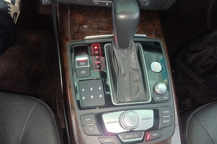 Used Audi A6L 2017 30 FSI Comfort Model Gear Lever
