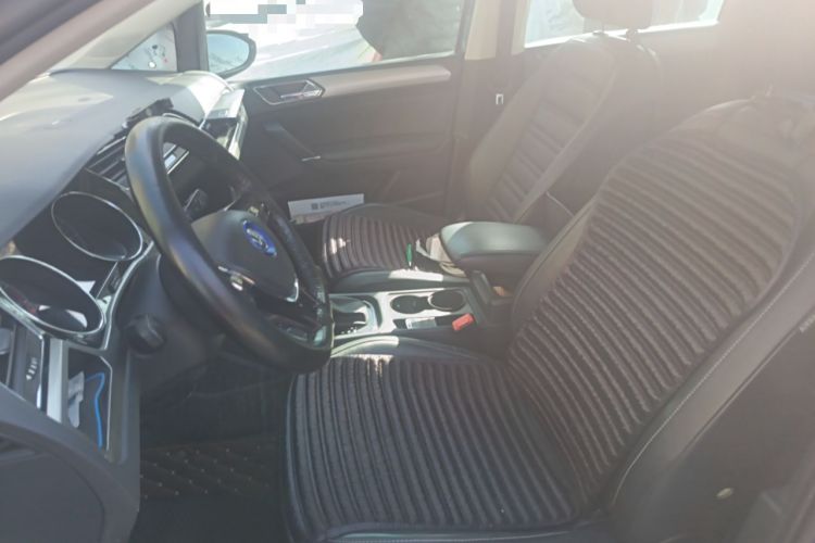 Used Volkswagen Touran 2016 Volkswagen Touran L 280TSI DSG Comfort Edition Left Front Seat