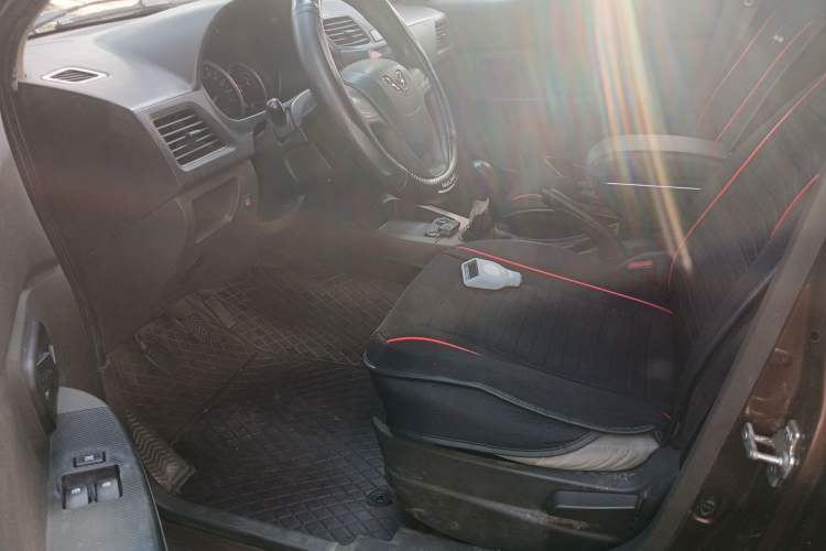 Used Wuling Hongguang 2018 1.5L Classic S Base Model Left Front Seat