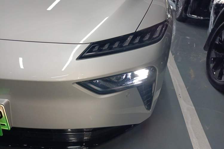 Used Dongfeng eπ eπ007 2025 Model Pure-Electric 650 Max Cruise Edition