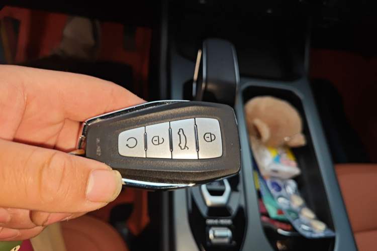 Used Geely Auto Haoyue L 2024 2.0T DCT Flagship Version