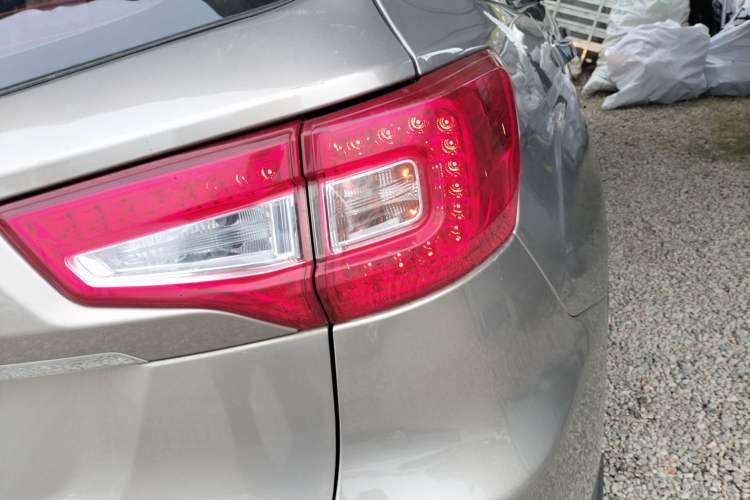 Used Changan CS75 2016 1.8T Automatic Elite Model China IV Standard