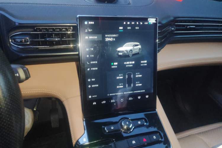 Used Nio ES8 2020 415 km Range 7-Seater Version
