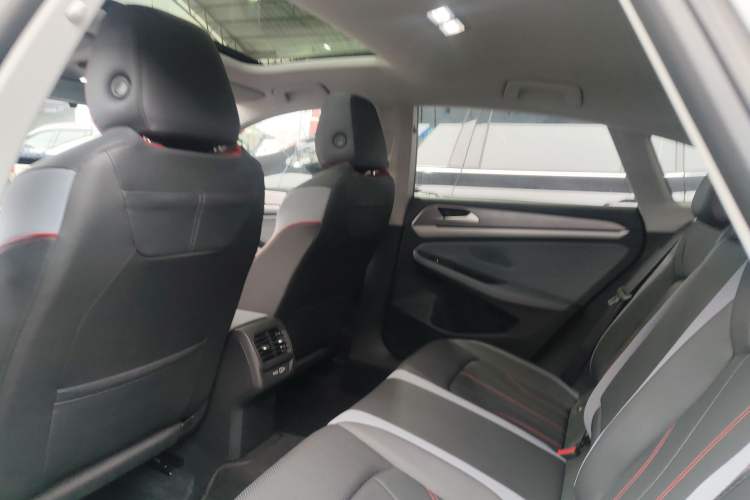 Used Volkswagen Lamando 2025 Lavida L 280TSI DSG Cool & Spicy Edition
