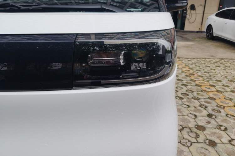 Used SAIC MAXUS Dana V1 2025 Low-Roof Multi-Function Version 42 kWh Left Front Headlight