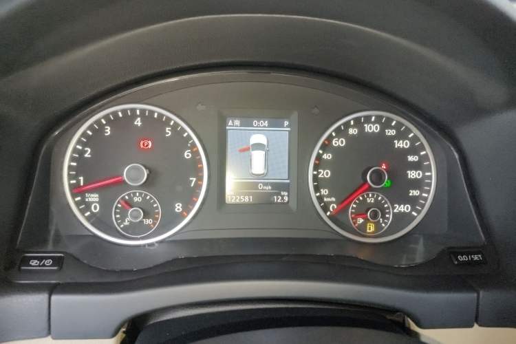 Used Volkswagen Tiguan 2013 1.8TSI Automatic Two-Wheel Drive Luxury Model Instrument Cluster