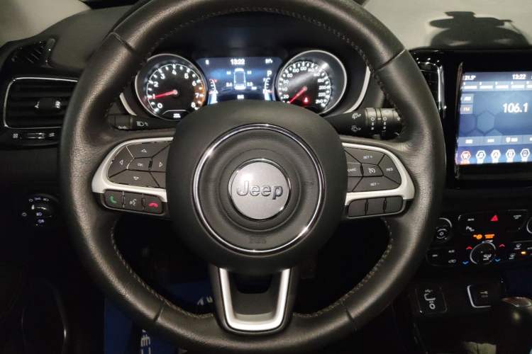 Used Jeep Compass 2020 220T Automatic Elite Edition
