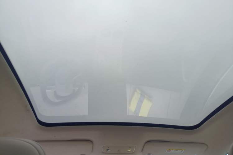 Used Hima Luxeed R7 2025 Range-Extended Version 251 km Max Headliner