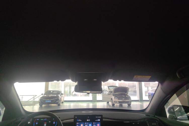 Used BYD Qin PLUS 2024 HONOR Edition DM-i 55KM Leading Model Headliner