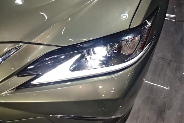 Used Lexus ES 2021 200 Excellence Edition