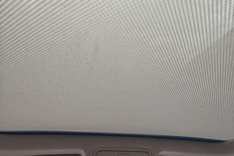 Used Volkswagen Tiguan 2016 300TSI Automatic All-Wheel Drive Luxury Edition Headliner