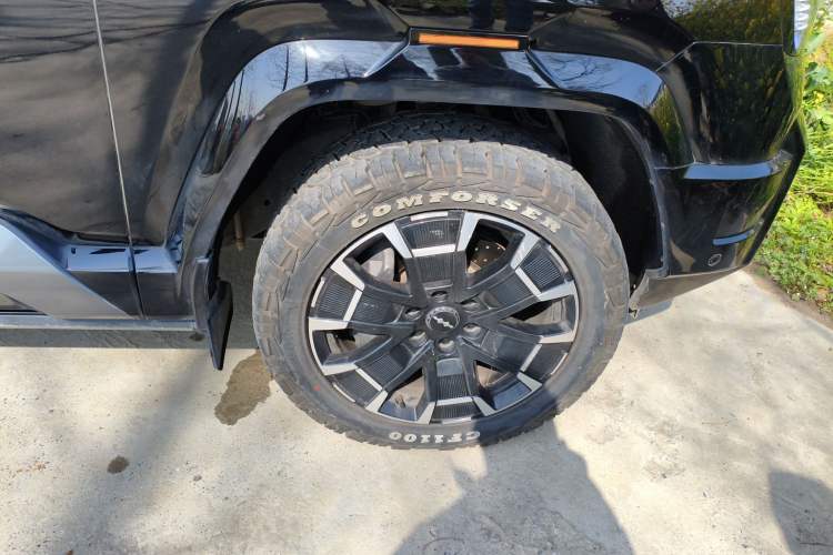 Used Formula Leopard 8 2025 Smart & Brave Flagship Edition 7 Seats
