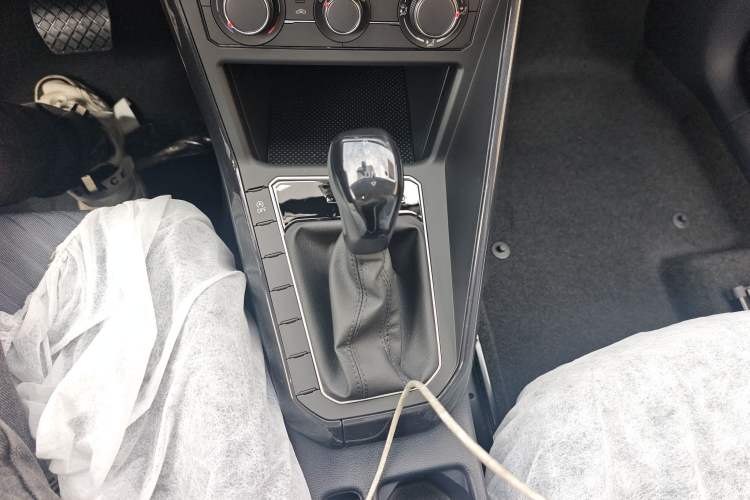 Used Volkswagen Lavida 2025 New Sharp 1.5L Outstanding New Edition Gear Lever