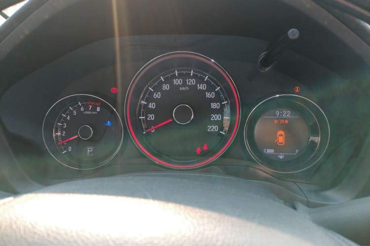 Used Honda XR-V 2015 1.8L VTi CVT Luxury Edition
