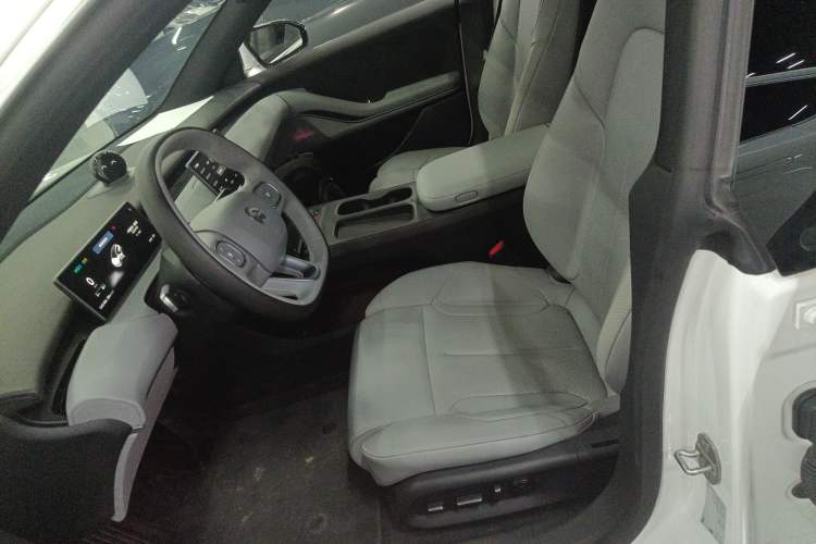 Used Nio ET5T 2024 100kWh Touring Left Front Seat