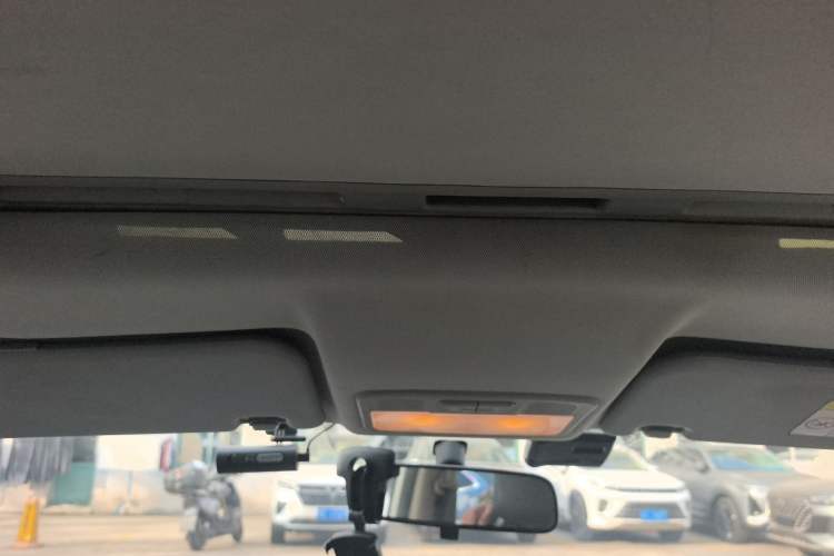 Used FORTHING S500 2016 1.6L CVT Deluxe Model
