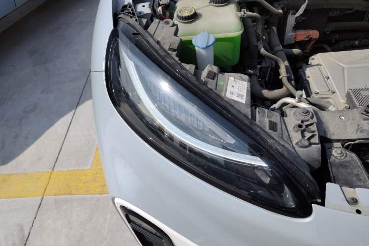 Used ARCFOX Kaola 2023 Parent-Child Edition Right Front Headlight