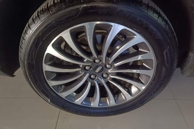 Used Lincoln Aviator 2022 3.0T V6 Four-Wheel Drive Luxury Edition Exterior 5